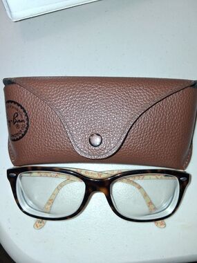 Ray-Ban Tortoiseshell Eyeglasses with Brown Case